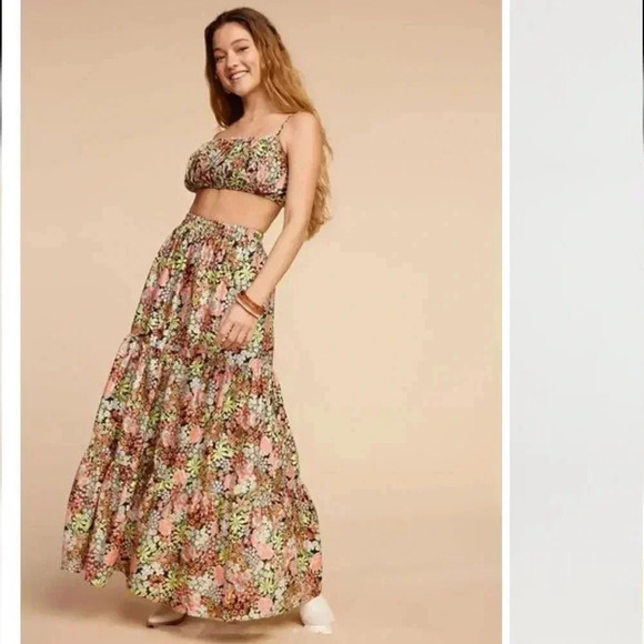 Forever 21 | Floral Print Tiered Maxi Skirt - Picture 2 of 7